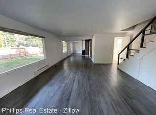 8826 238th St SW #A, Edmonds, WA 98026