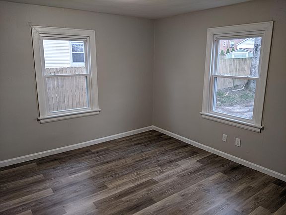 5th image of 6629 Roe St