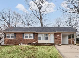 4423 Little Chief Dr, Saint Louis, MO 63123