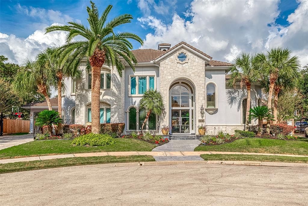 2314 Central Park Cir