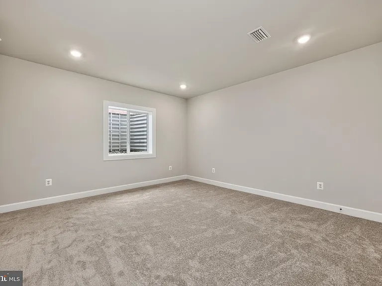 1422 Gilray Dr — Photo 28