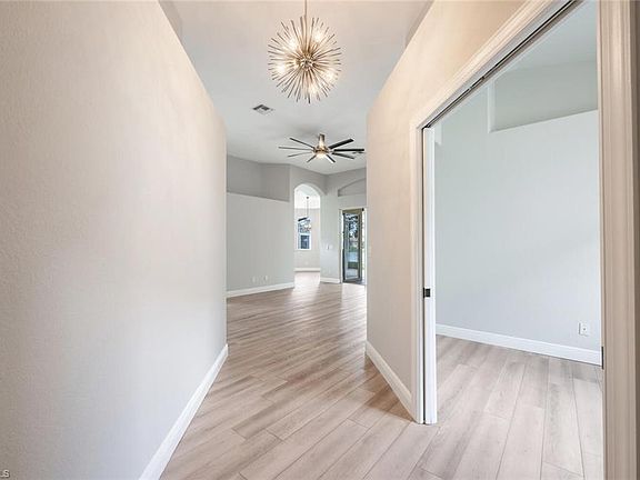 2nd image of 8093 Tauren CT