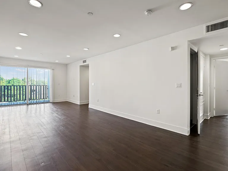 Living and dining area