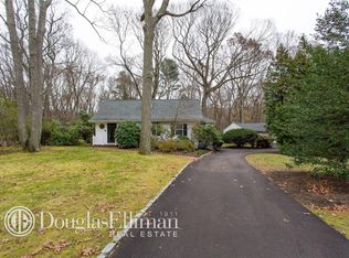 27 W Meadow Rd, Setauket, NY 11733