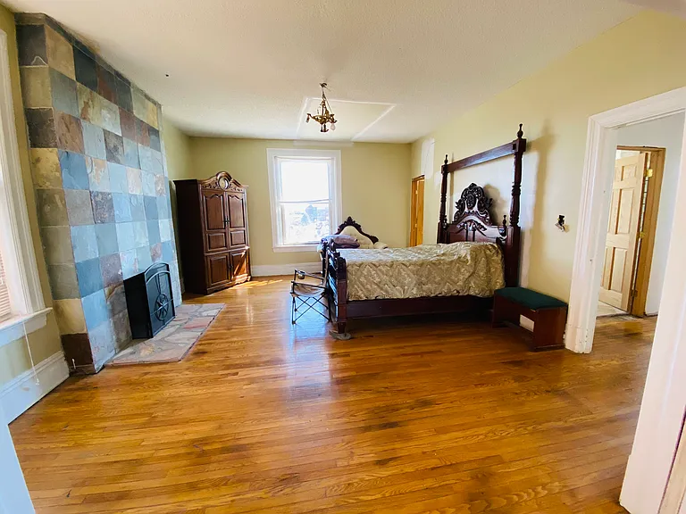 Bedroom #1 (2nd Floor)