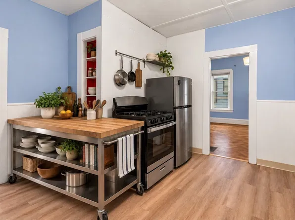 229 Highland Ave #1, Somerville, MA 02143