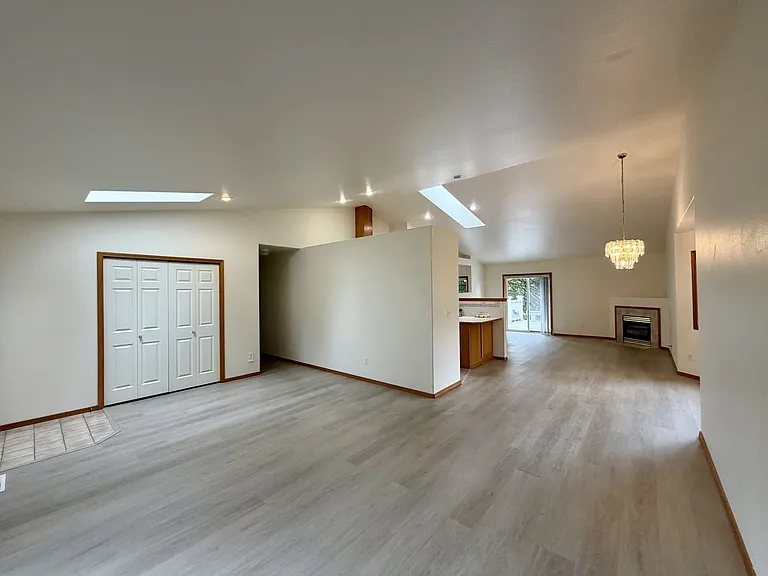 3924 135th St SW — Photo 2