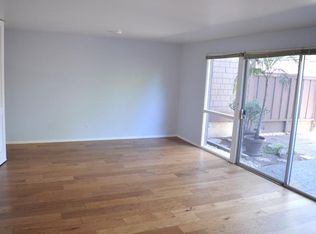 17 Surrey Ln, San Rafael, CA 94903