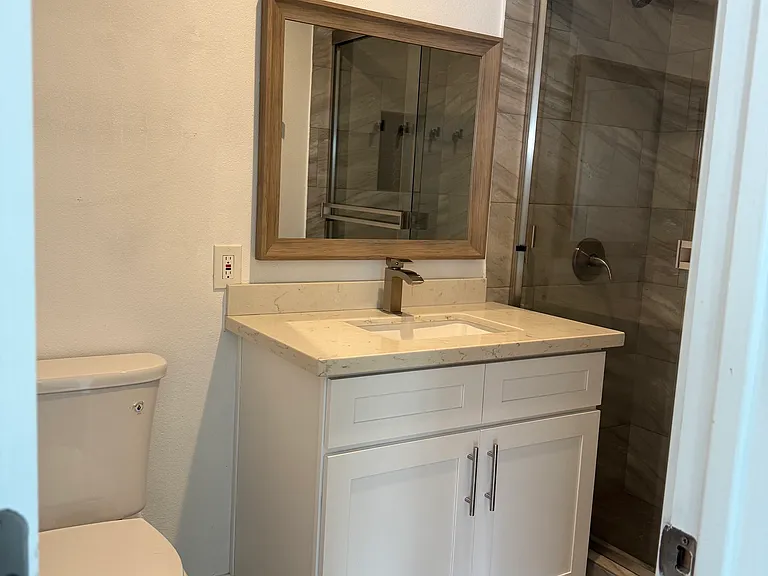 228 Avenida Serra #A — Photo 10