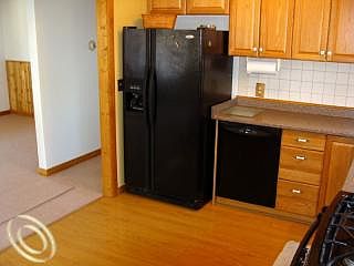 3rd image of 4801 Filer Ave