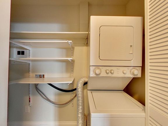 3rd image of 3571 16th St APT 11