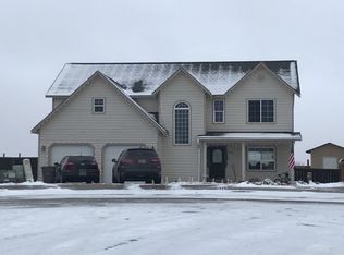 1275 Canyon Ct, East Wenatchee, WA 98802