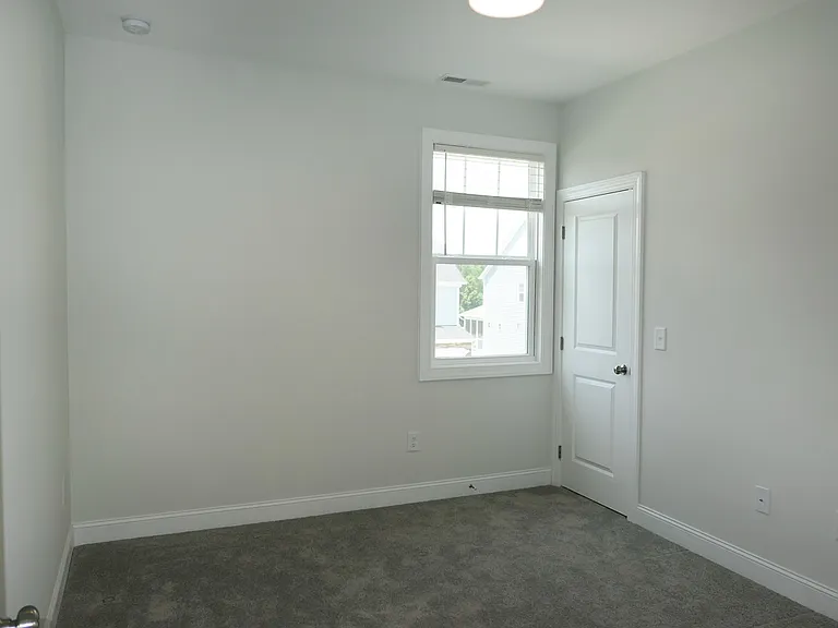80 Two Creeks Loop — Photo 25