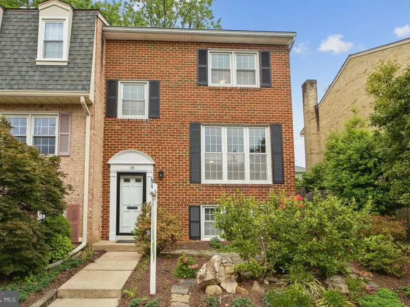 19 W Chapman St, Alexandria, VA 22301