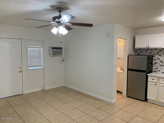 3rd image of 1040 E Fairmount Ave APT 7