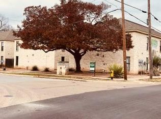 1924 S 8th St, Waco, TX 76706