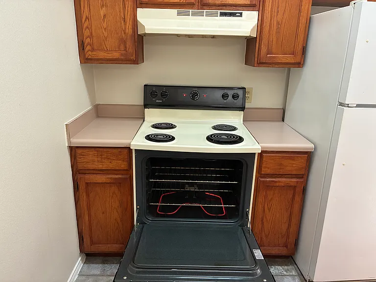 511 Shiloh Dr #14 — Photo 9