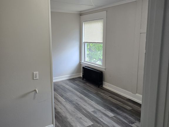 2nd image of 491 Maple St APT 11
