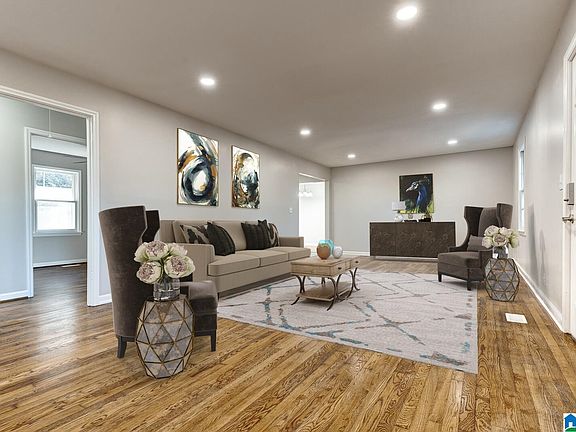 3rd image of 865 Delcris Dr