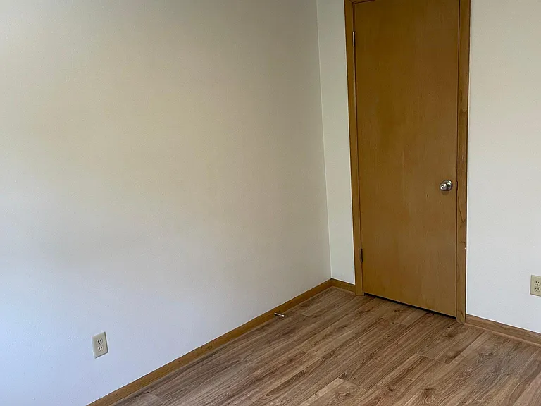 701 Pinecrest Dr #3 — Photo 9