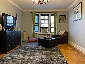 Rented by Yup Realty LLC