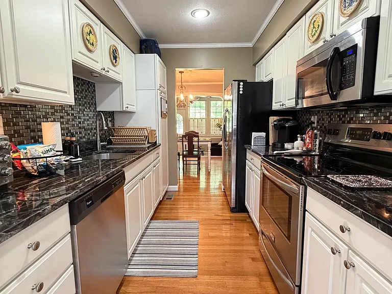 Kitchen view from breakfast nook/entry room.