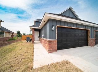 232 NW 122nd St #B, Oklahoma City, OK 73114
