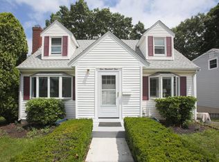 101 Como Rd, Hyde Park, MA 02136