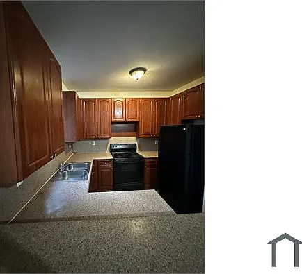4 bed, $2,350 — Photo 3