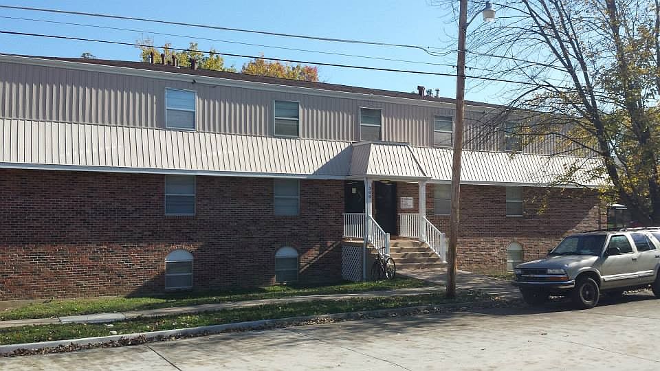 1st image of 300 W Ashley St #B4
