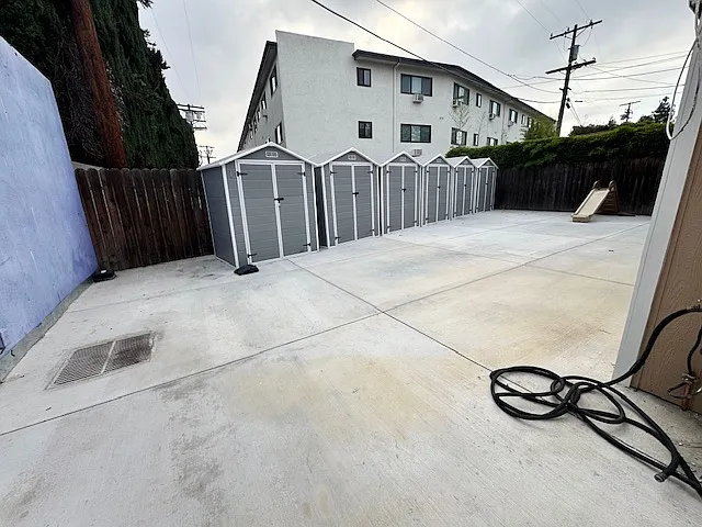4238 Mary Ellen Ave — Photo 31