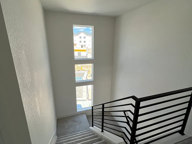 10745 Lewanee Point — Photo 3
