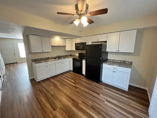 1718 Marywood Ave — Photo 7