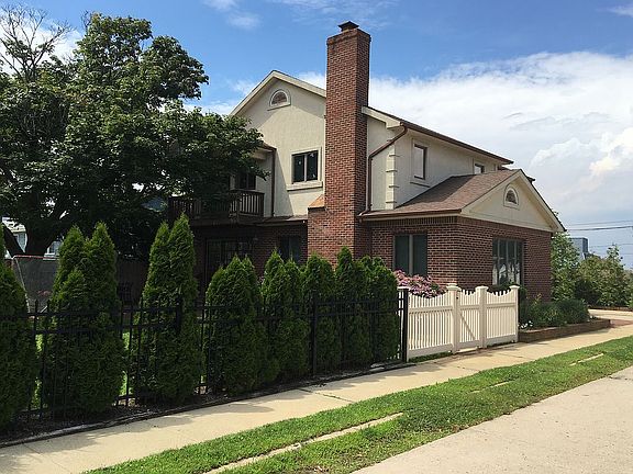 Private lawn area and house 