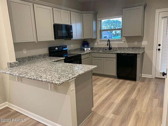 2nd image of 7416 Seven Oaks Cir