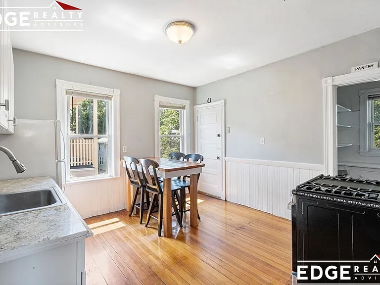 71-73 Neponset Ave #3 — Photo 4
