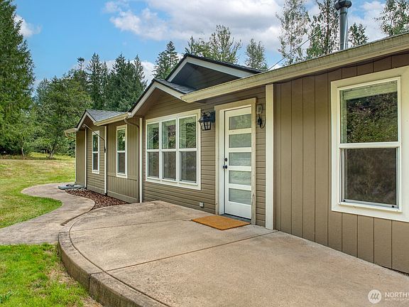 2nd image of 147 Humble Hill Road