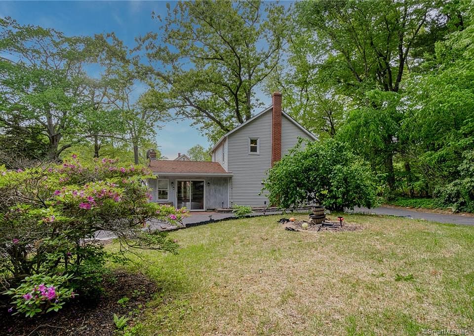 1st image of 819 Ellington Rd