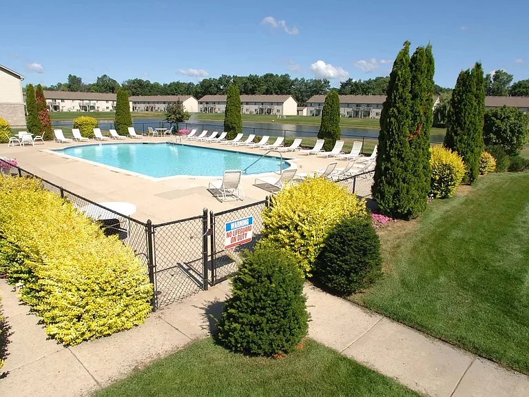 Swimming Pool and Sun Deck