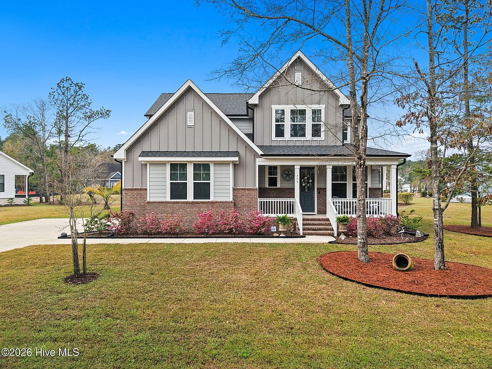 1st image of 759 Hollybriar Loop Road SE