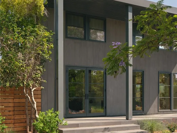 2002 Virginia Rd, Los Angeles, CA 90016