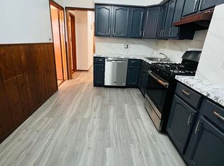 27-29 Crescent St #4, Astoria, NY 11102