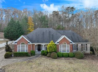 2671 Waters Edge Dr, Gainesville, GA 30504