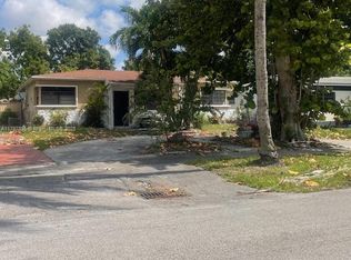 251 NE 170th St, North Miami Beach, FL 33162