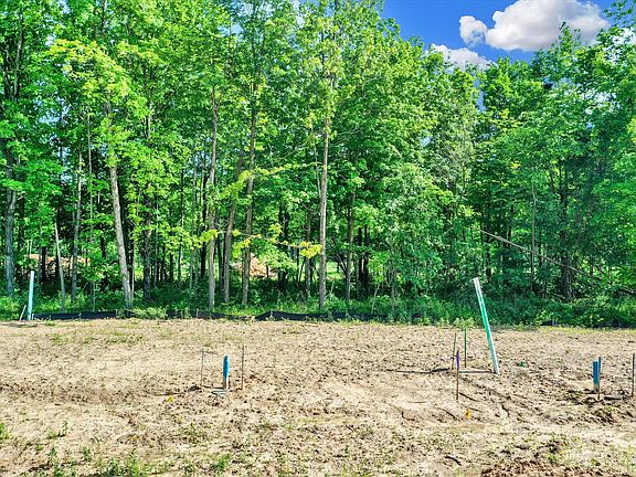 5th image of 10461 Dartmoor Way Lot T20