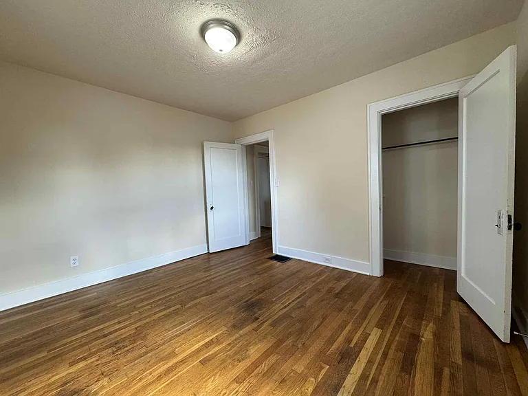 1611 Nutwood St #1 — Photo 15