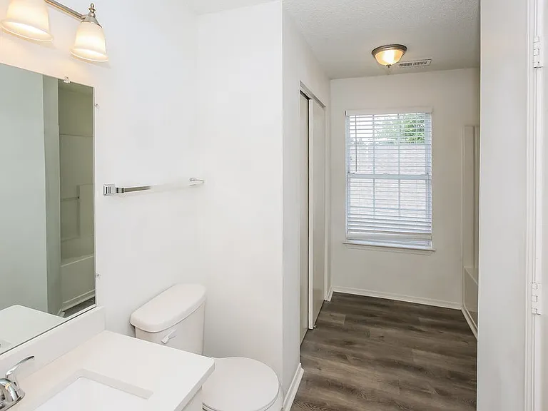 3079 Champion Ln SW — Photo 15