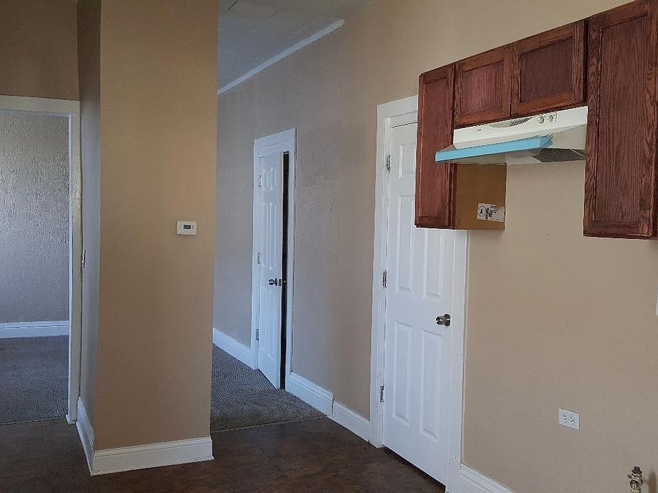 1st image of 4737 S Hermitage Ave #2R