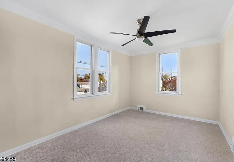 621 Spruce Ave #B — Photo 12