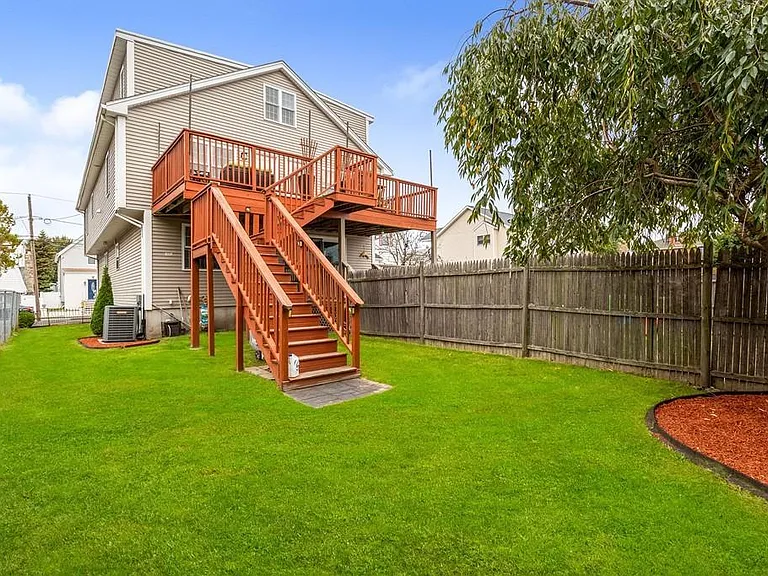 34 Davis St #B — Photo 41